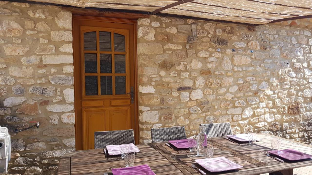 Bienvenue Chez Romane Aigueze Exterior foto