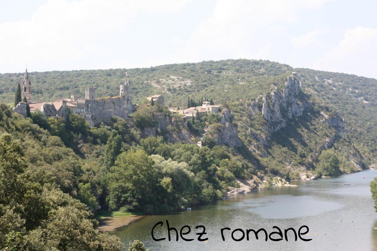Bienvenue Chez Romane Aigueze Exterior foto