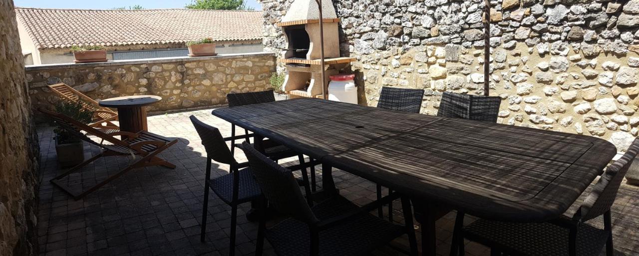 Bienvenue Chez Romane Aigueze Exterior foto